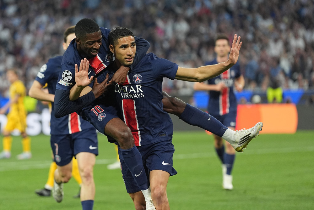 完成历史性 完成历史性