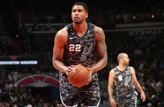 扎齐依然保 扎齐依然保