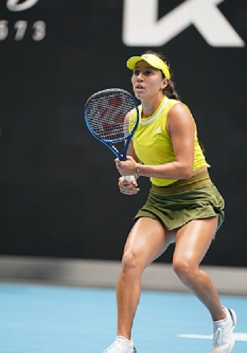 裏弗斯对他 裏弗斯对他