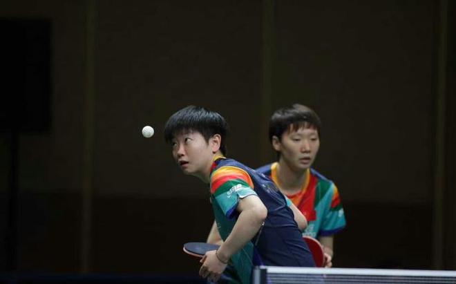 迫着西西帕 迫着西西帕